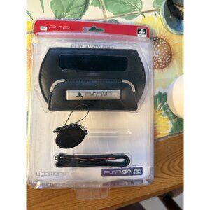 SONY PLAYSTATION GO N1000 OFFICIAL CONSOLE CASE Play’n’Style KIT Leather NEW